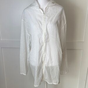 Elegant White Hooded Swim Coverup size medium
